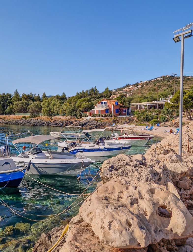 Morgens am Madrakia Strand in agios nikolaos