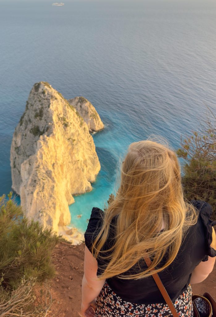 Ausblick auf den Myzithres Felsen